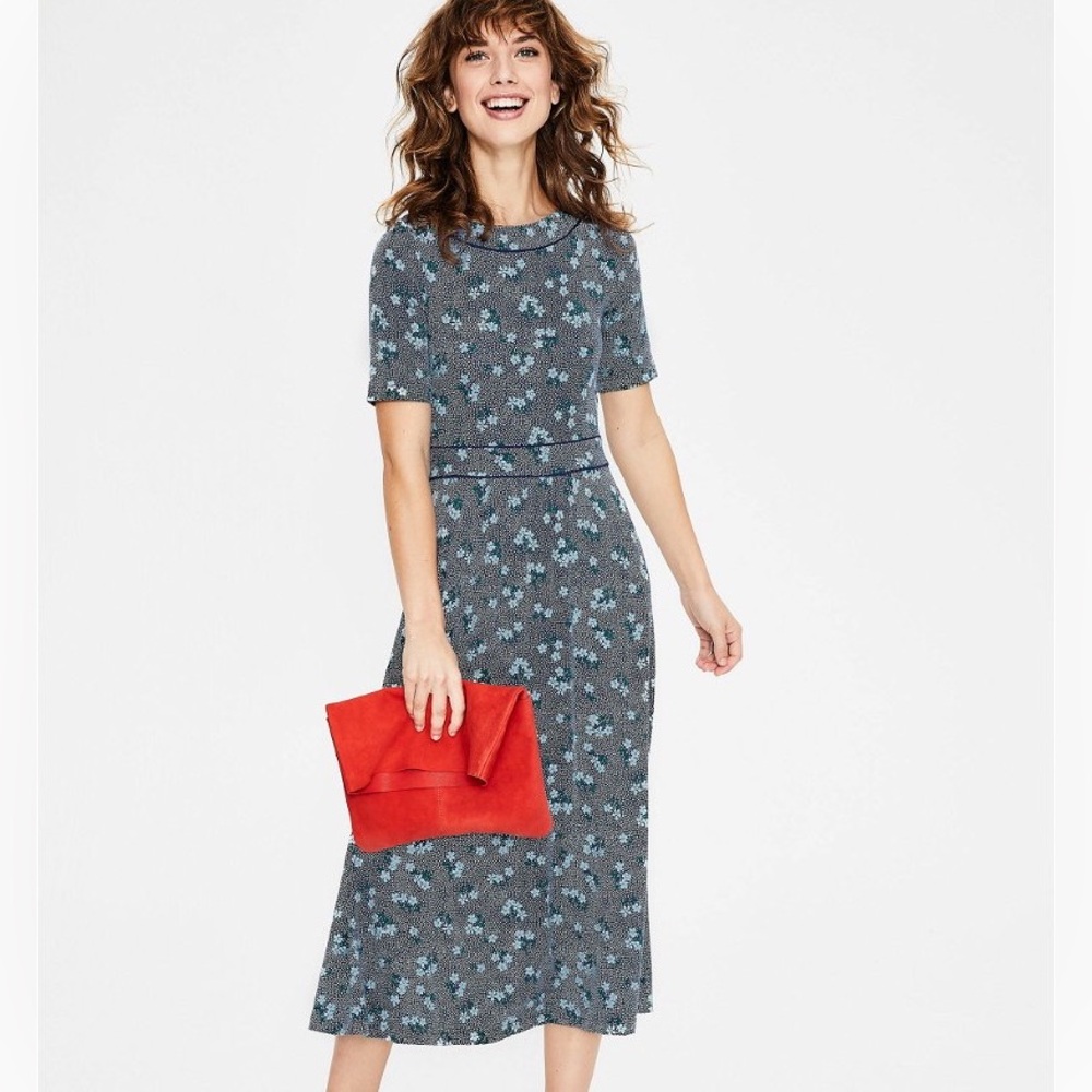 Boden Ava Jersey Floral Spot Dotted Midi Short Sleeve Dress - Picture 8 of 8
